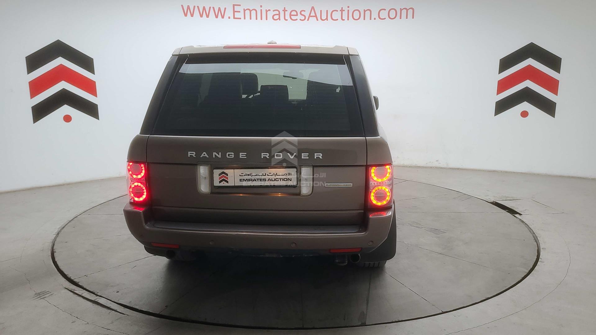 2011 RANGE ROVER VOGUE VIN: SALLMAME4BA335131