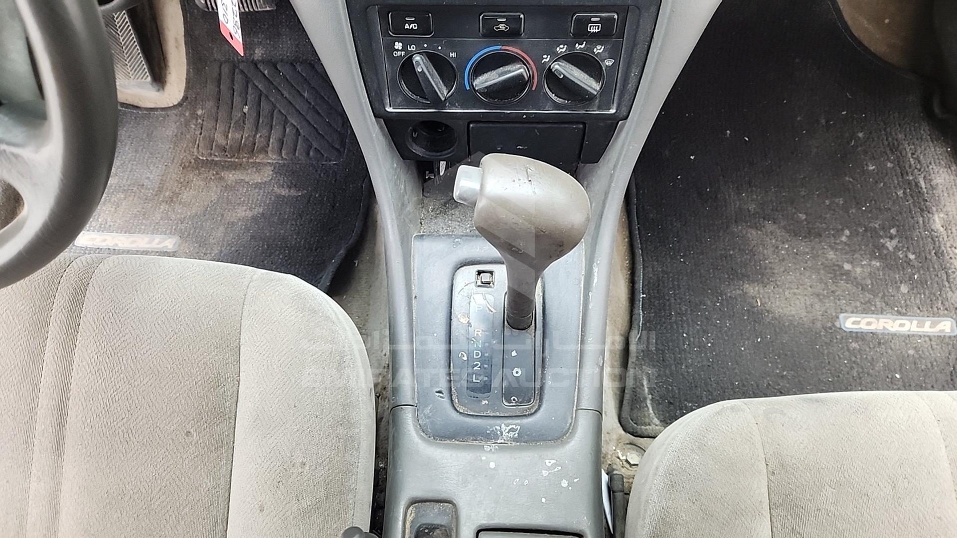 2001 TOYOTA CAMRY VIN: 4T1BG22K61U082286