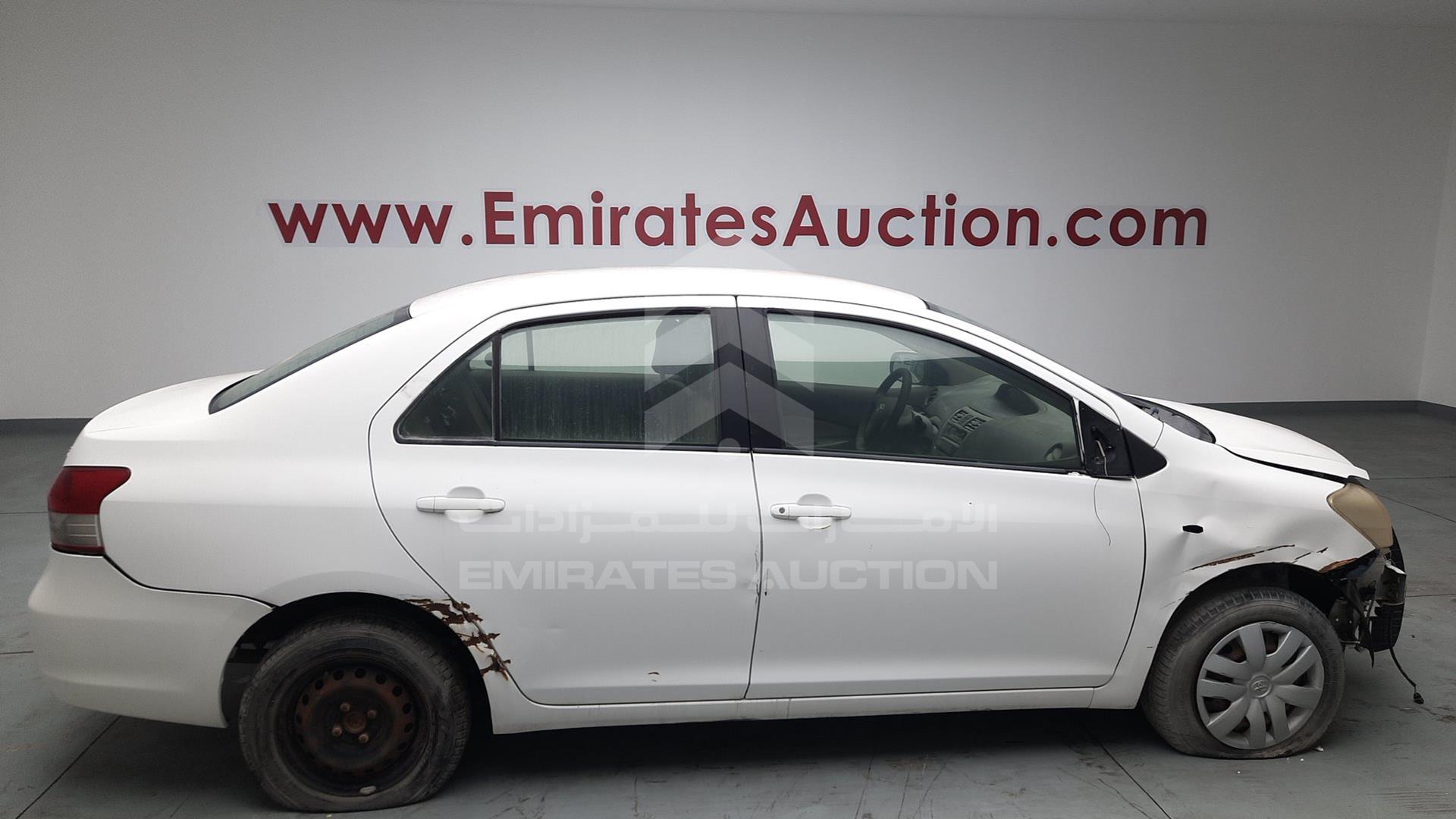 2010 TOYOTA YARIS VIN: JTDBW9232A1188342