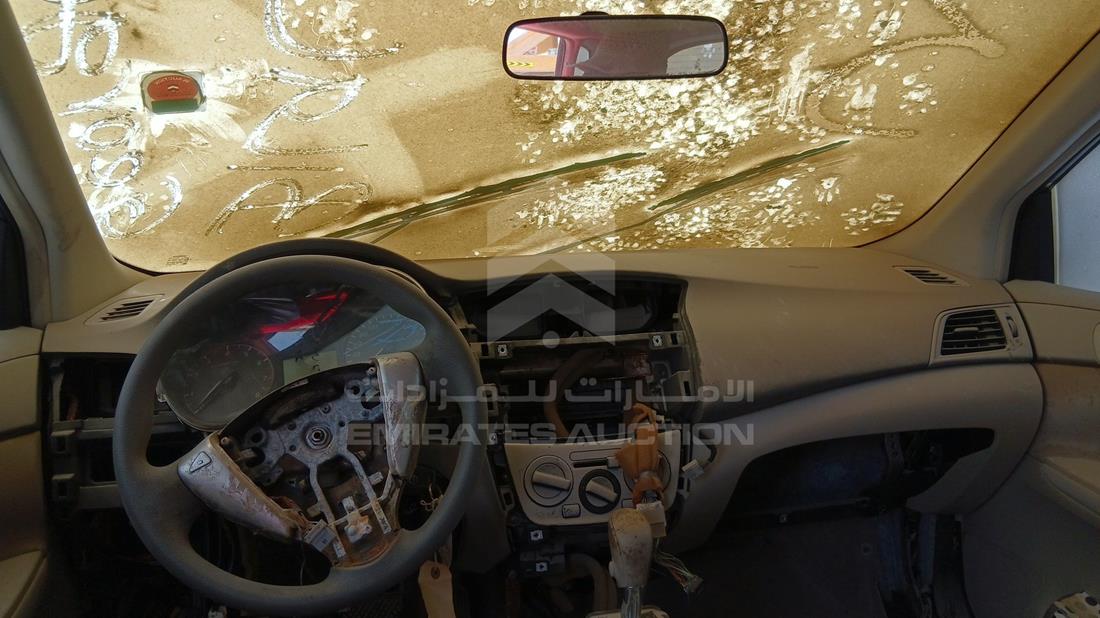 نيسان تيدا 2015 — زاوية الواجهة الكاملة — صورة 15