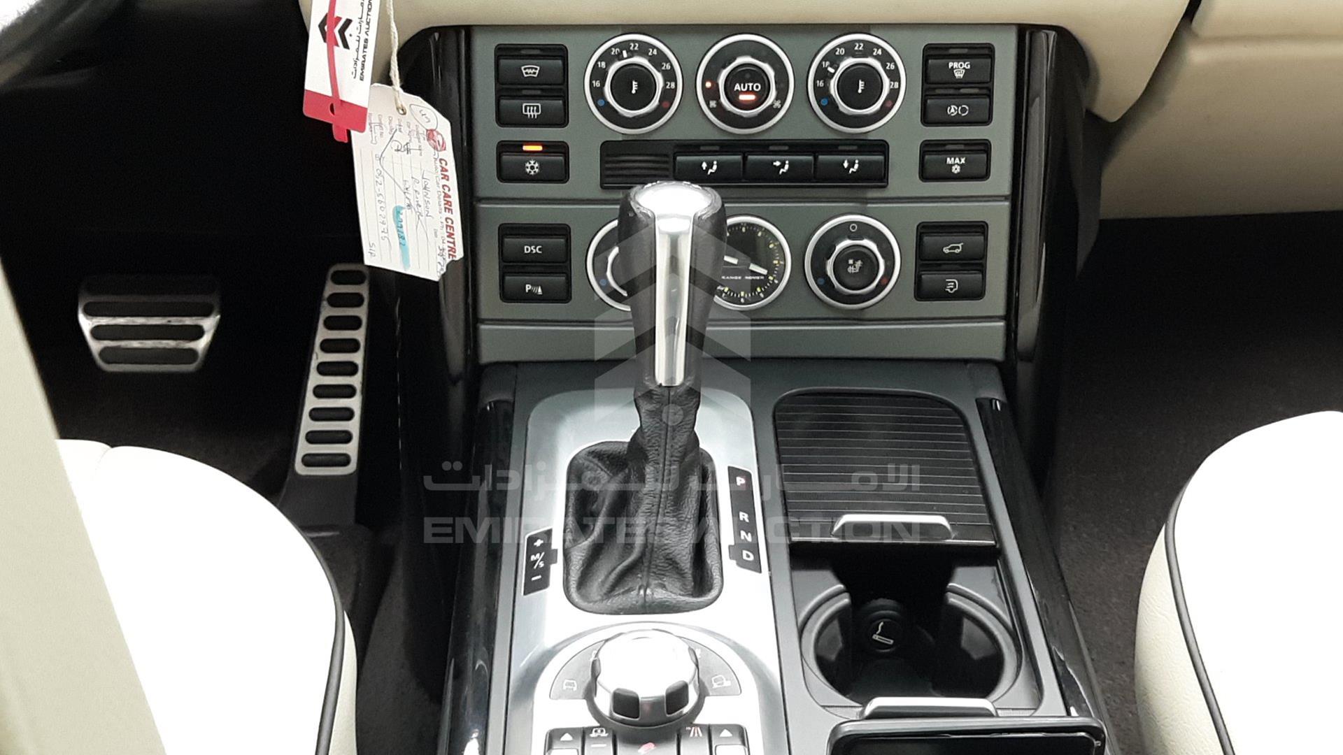 2009 RANGE ROVER VOGUE VIN: SALLMAM349A299182