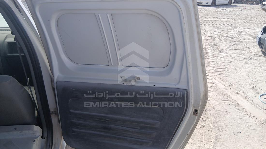 2012 Renault Logan — Rear Right Door — Photo 20