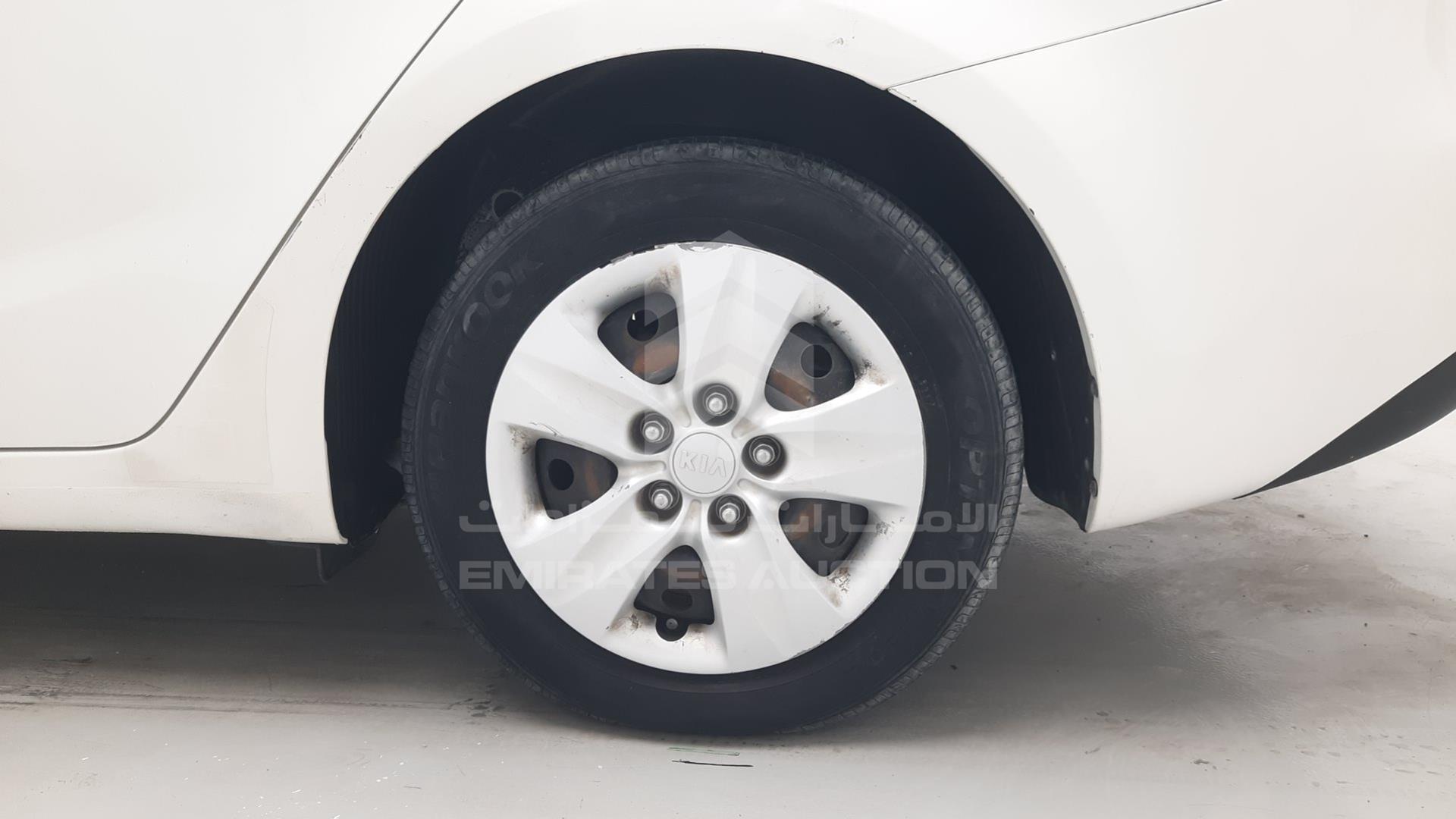 2015 KIA CERATO VIN: KNAFJ4119F5890710