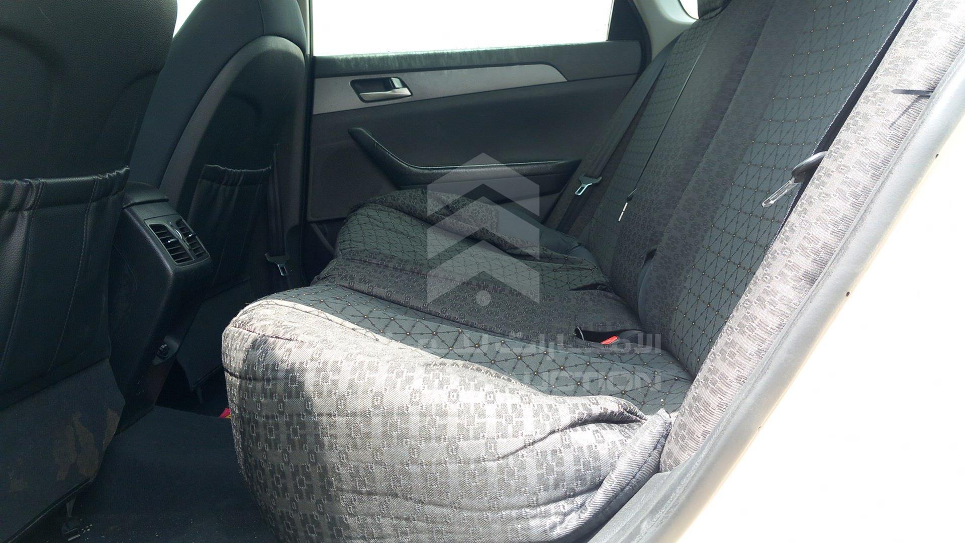 2019 HYUNDAI SONATA VIN: KMHE24131KA093040