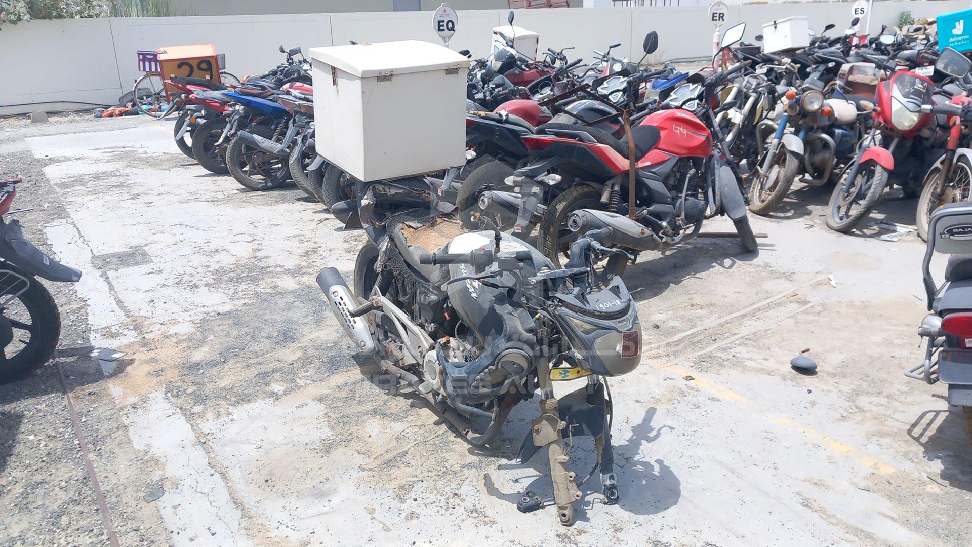 2013 BAJAJ PULSAR 180CC VIN: MD2A12DZ7ECC02102