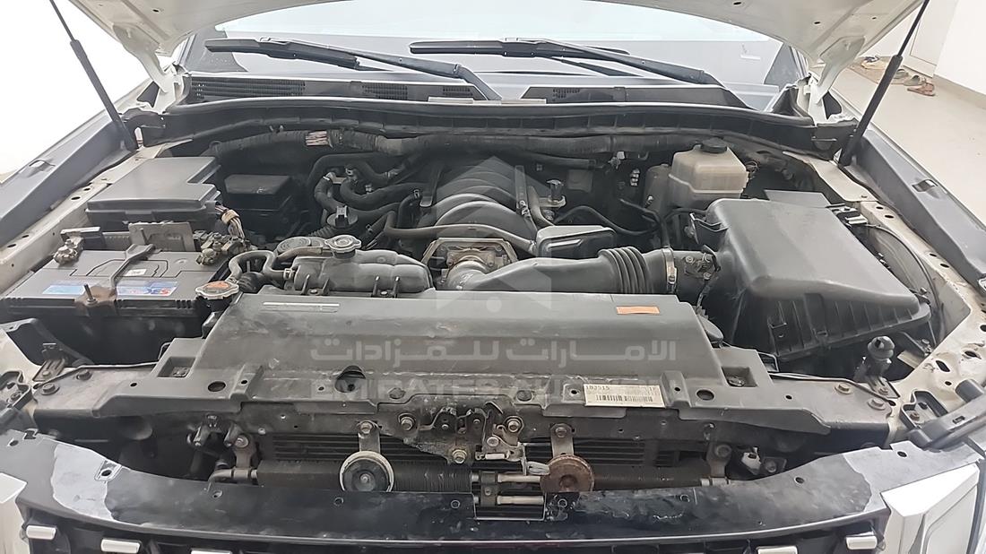 2015 Nissan Patrol — Engine Bay — Photo 32
