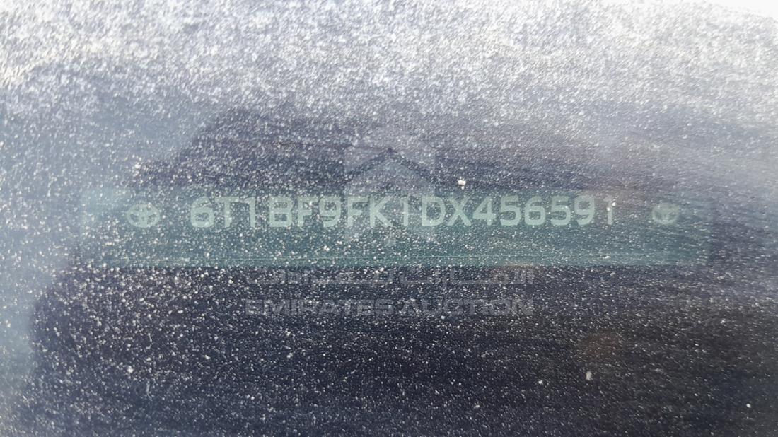 2013 Toyota Camry — VIN on Frame — Photo 2