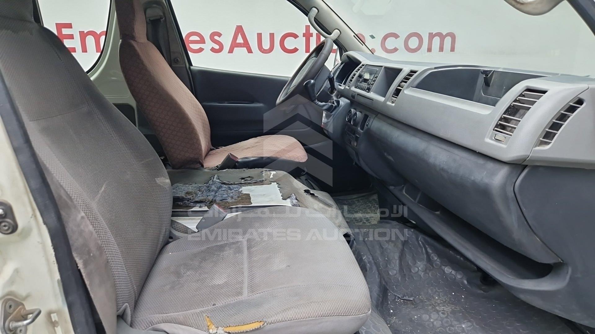 2010 TOYOTA HIACE VIN: JTGSX22PXA6080127