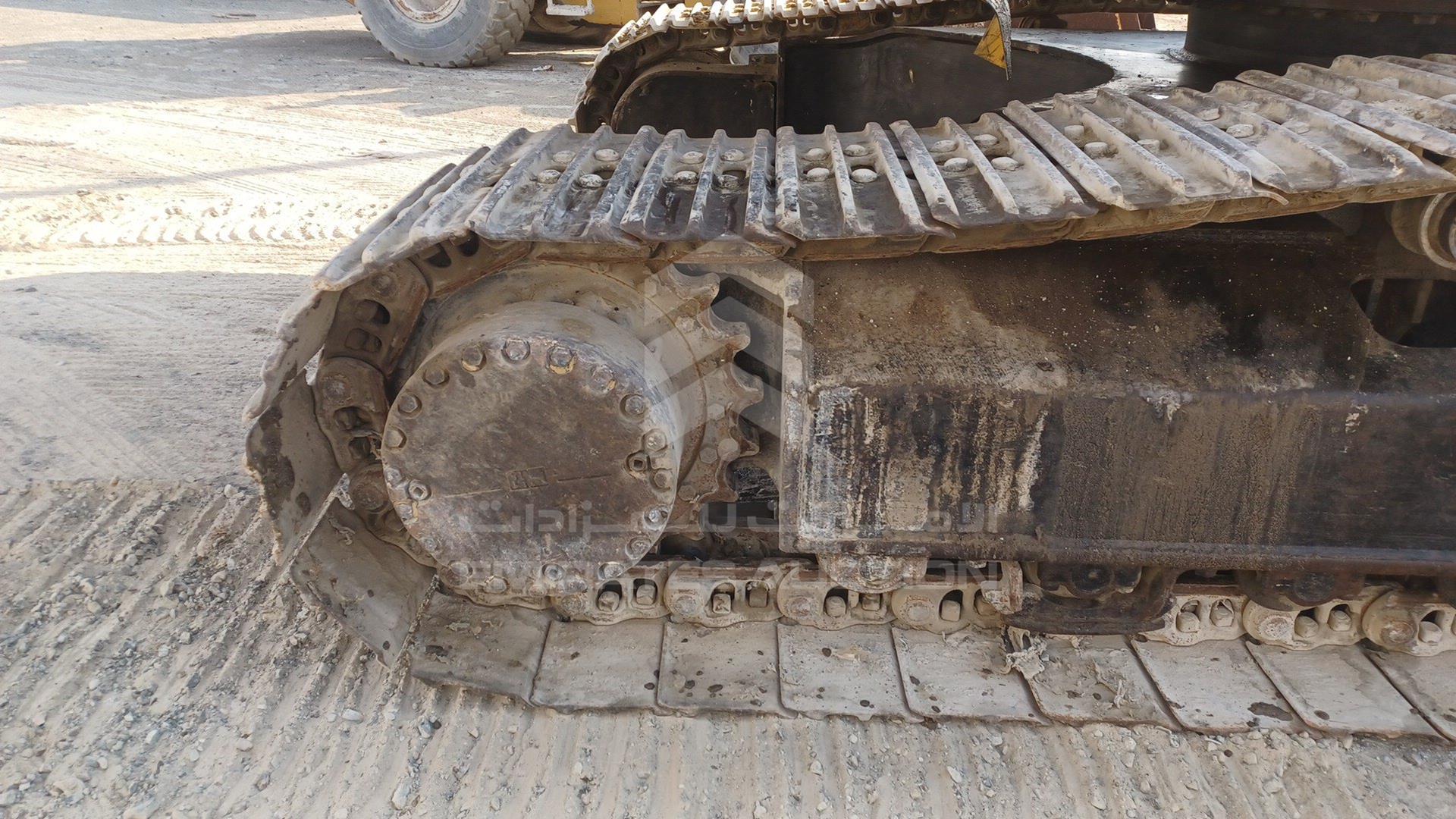 2010 KOMATSU --- VIN: KMTPC181E62BJ4470