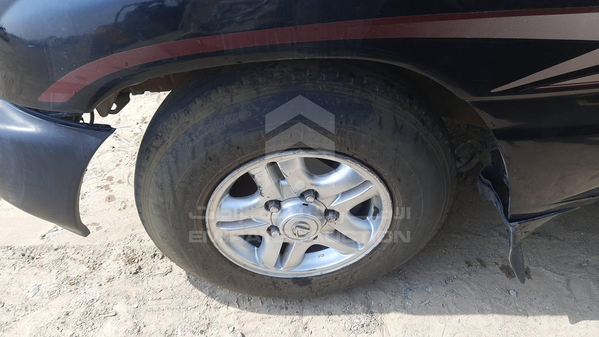 2000 TOYOTA LAND CRUISER VIN: JT3HJ09J8Y0033419