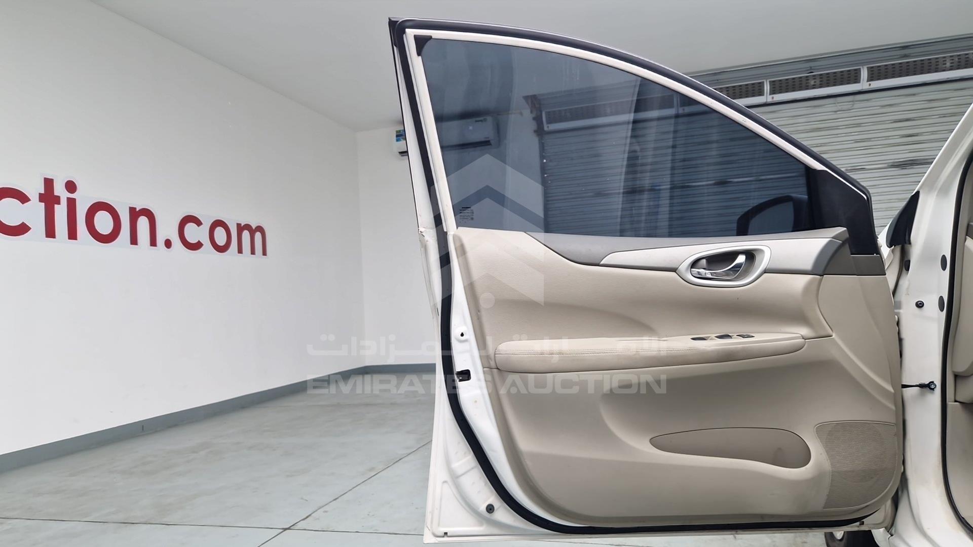 2016 NISSAN TIIDA VIN: MNTBC2C9XG6010301