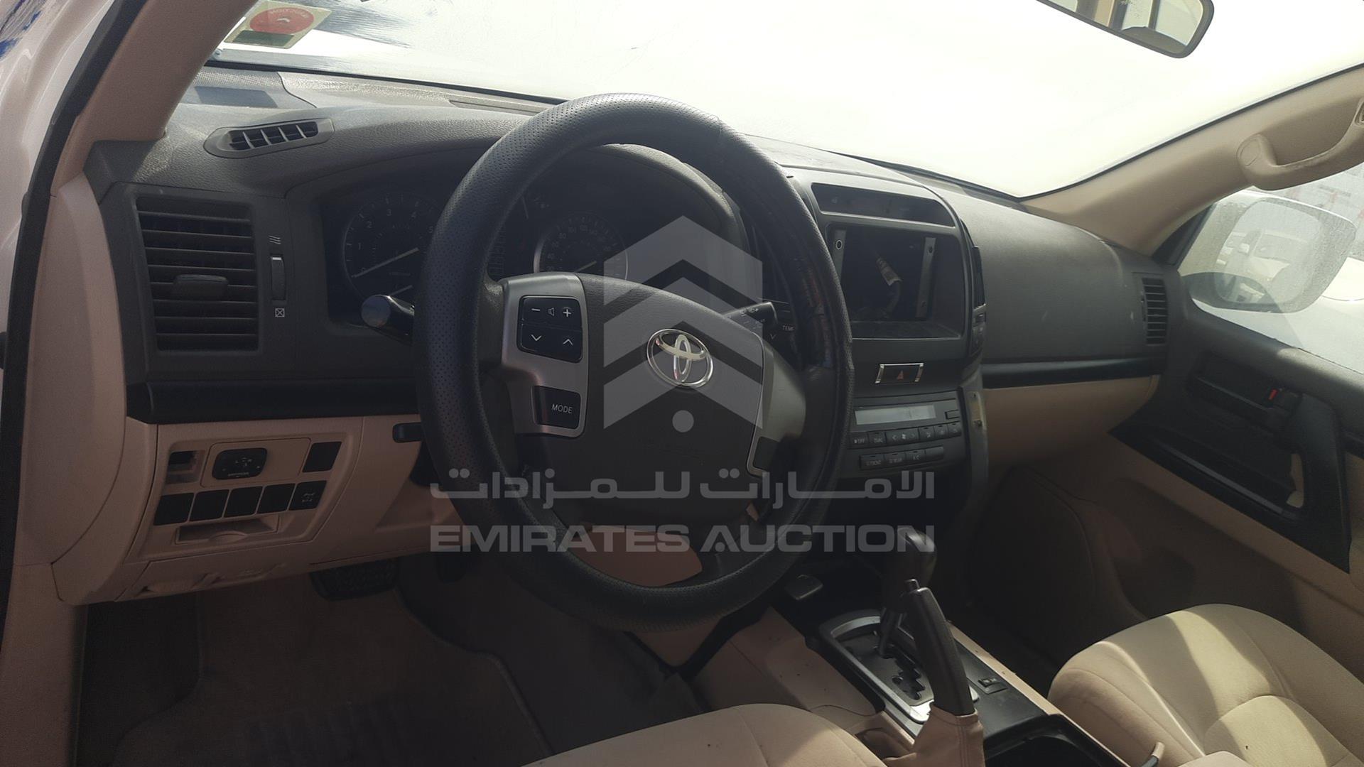 2013 TOYOTA LAND CRUISER VIN: JTMDU09J7D4064147