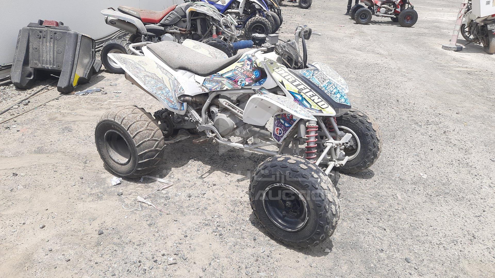 0 ATV --- VIN: JH2TE32078K204993