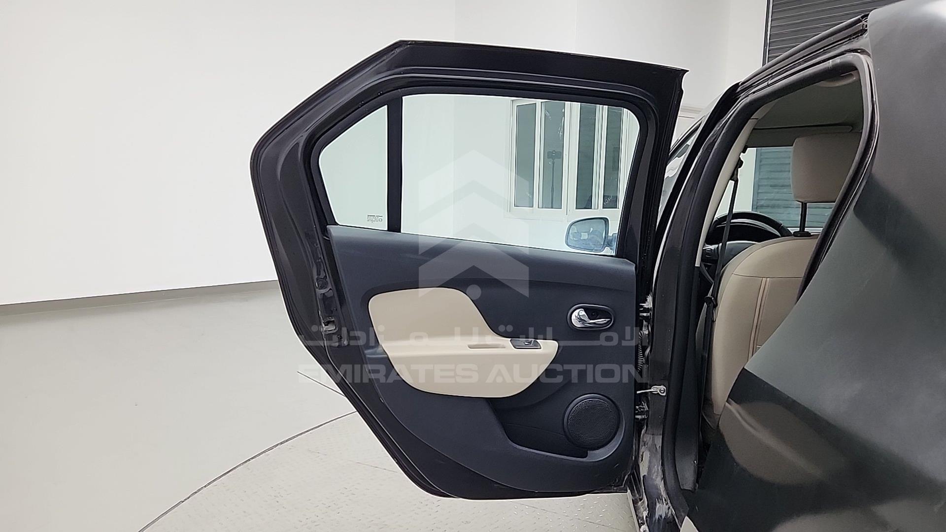 2017 RENAULT SYMBOL VIN: VF14SRAB7HT509463
