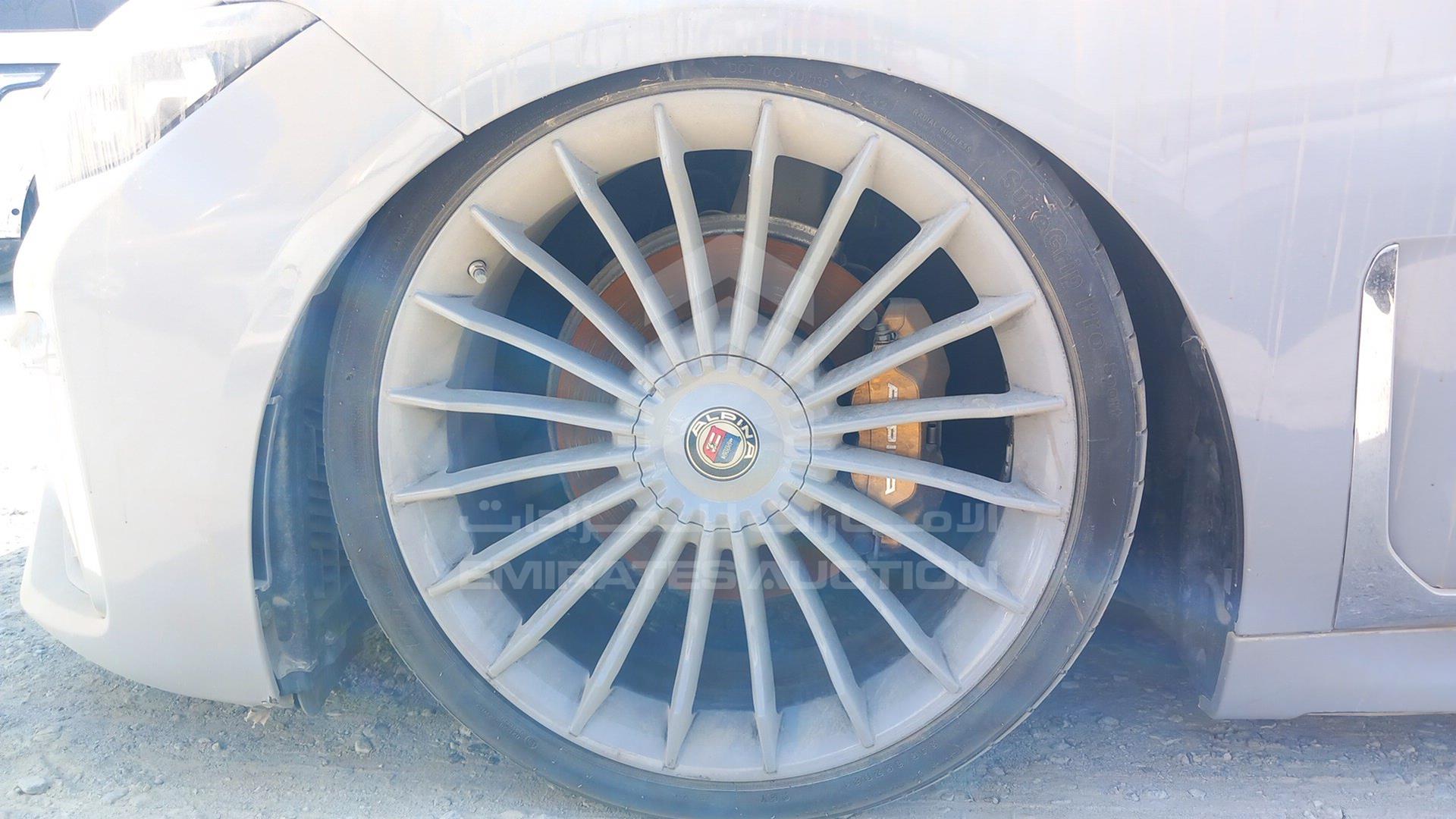 2020 BMW 730 VIN: WBA7T0108LCD21517