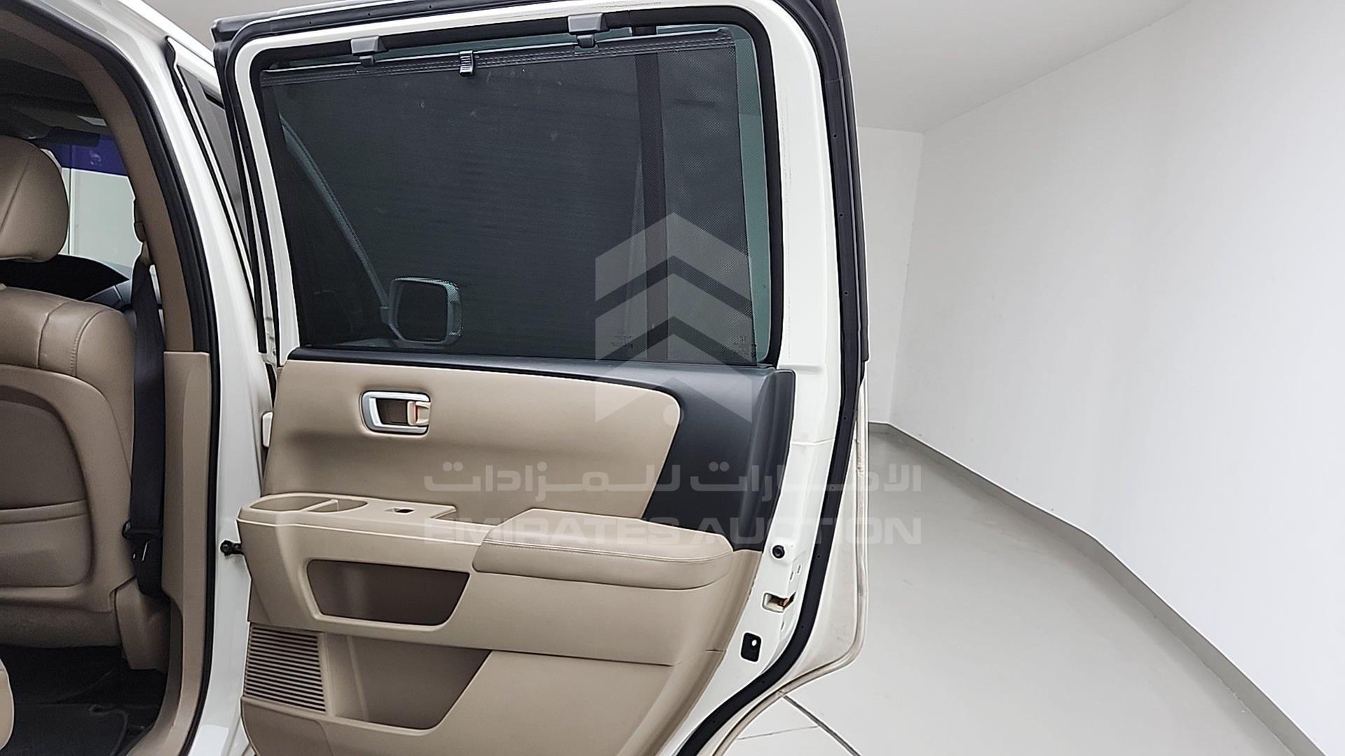 2015 HONDA PILOT VIN: 5FNYF4881FB701658