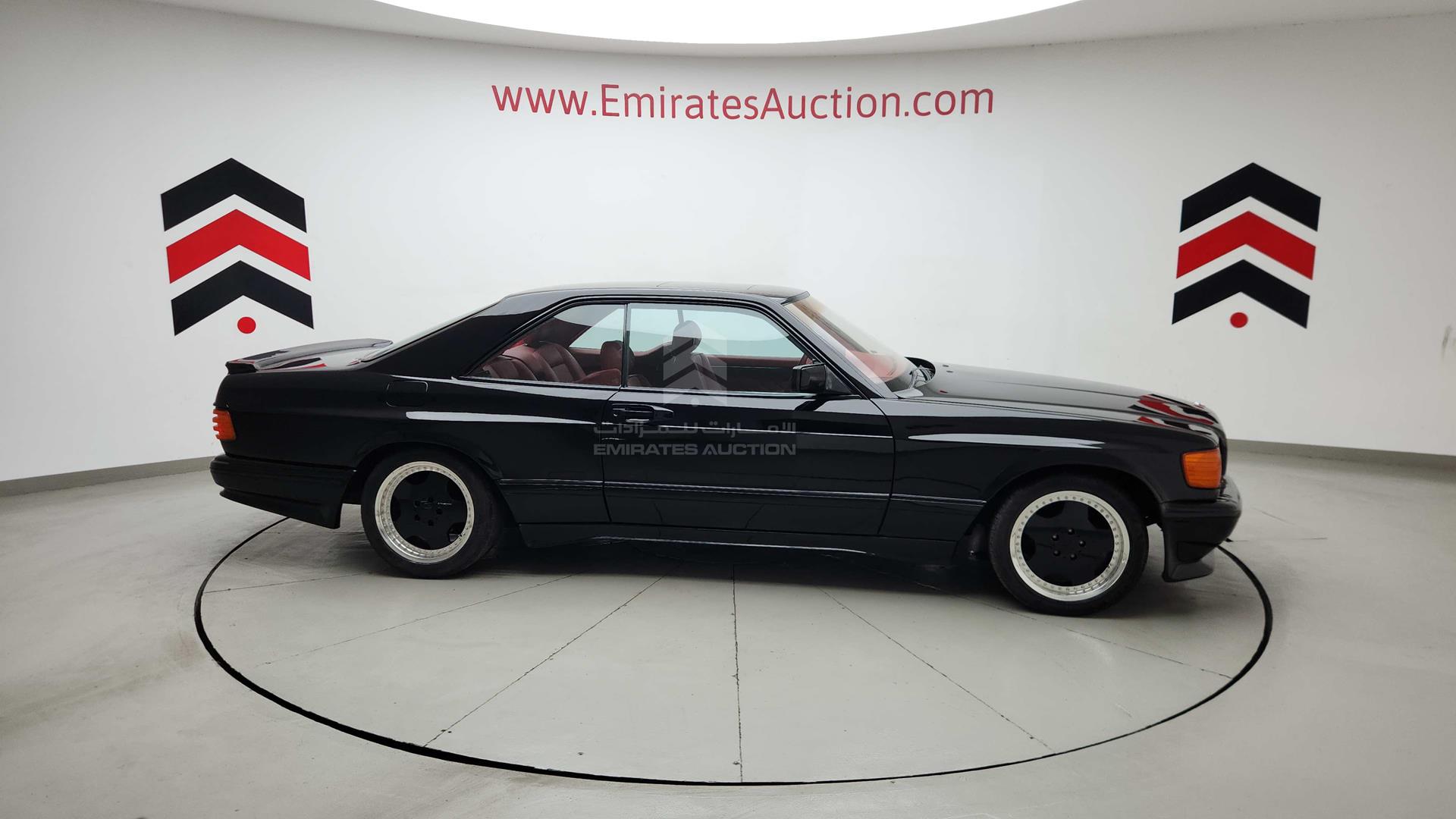 1989 MERCEDES 560 SEC VIN: WDBCA45E3KA487048