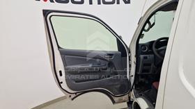 2016 Nissan Urvan — Front Left Door — Photo 5 — Thumbnail
