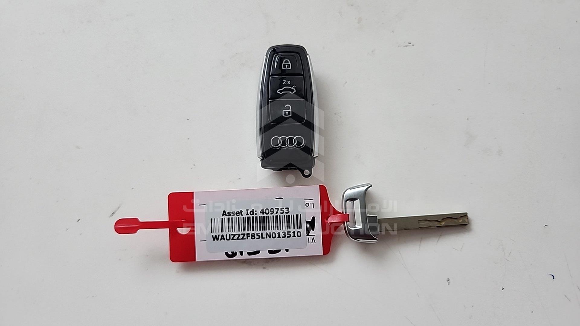 2020 AUDI S8 VIN: WAUZZZF85LN013510