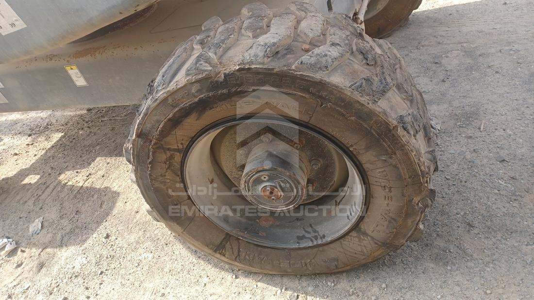 هوليت 2014 — الإطار الخلفي الأيسر — صورة 19