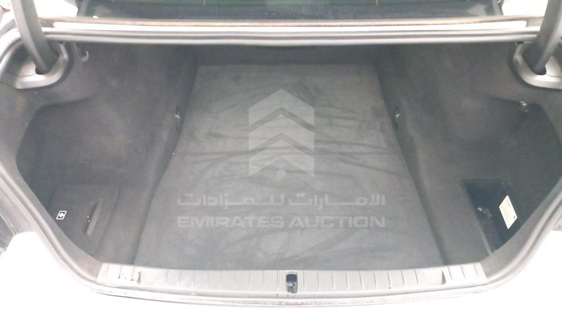 2019 BMW 750 VIN: WBA7F0C53KGM24963