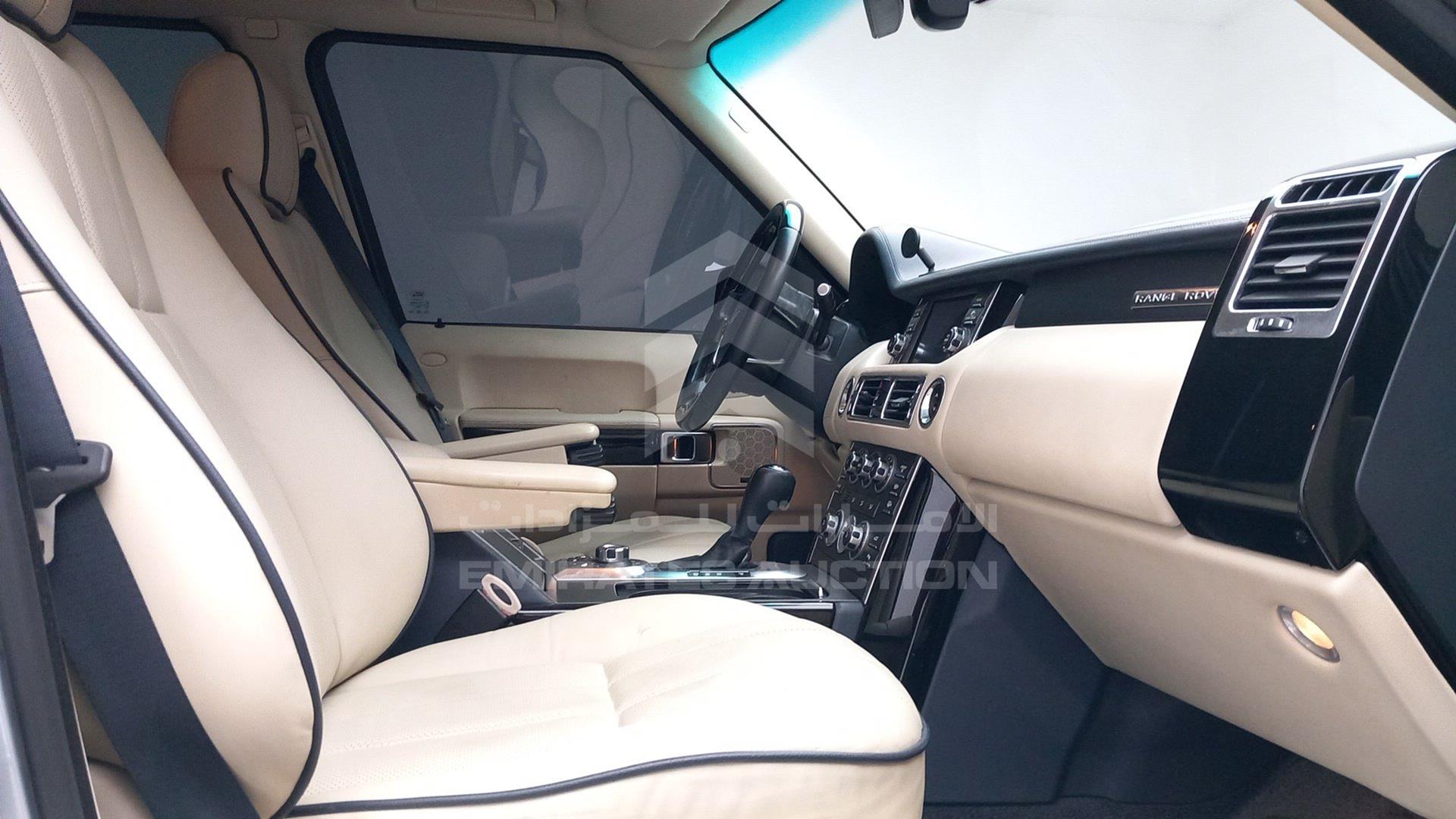 2010 RANGE ROVER VOGUE VIN: SALLMAME4AA319445