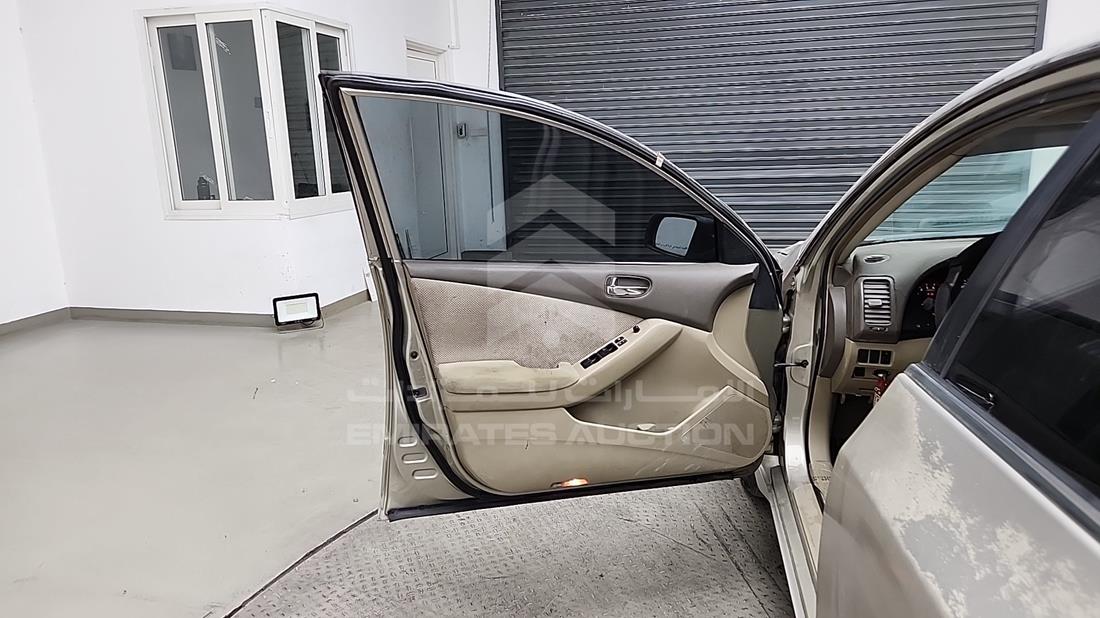 2009 Nissan Altima — Front Left Door — Photo 12