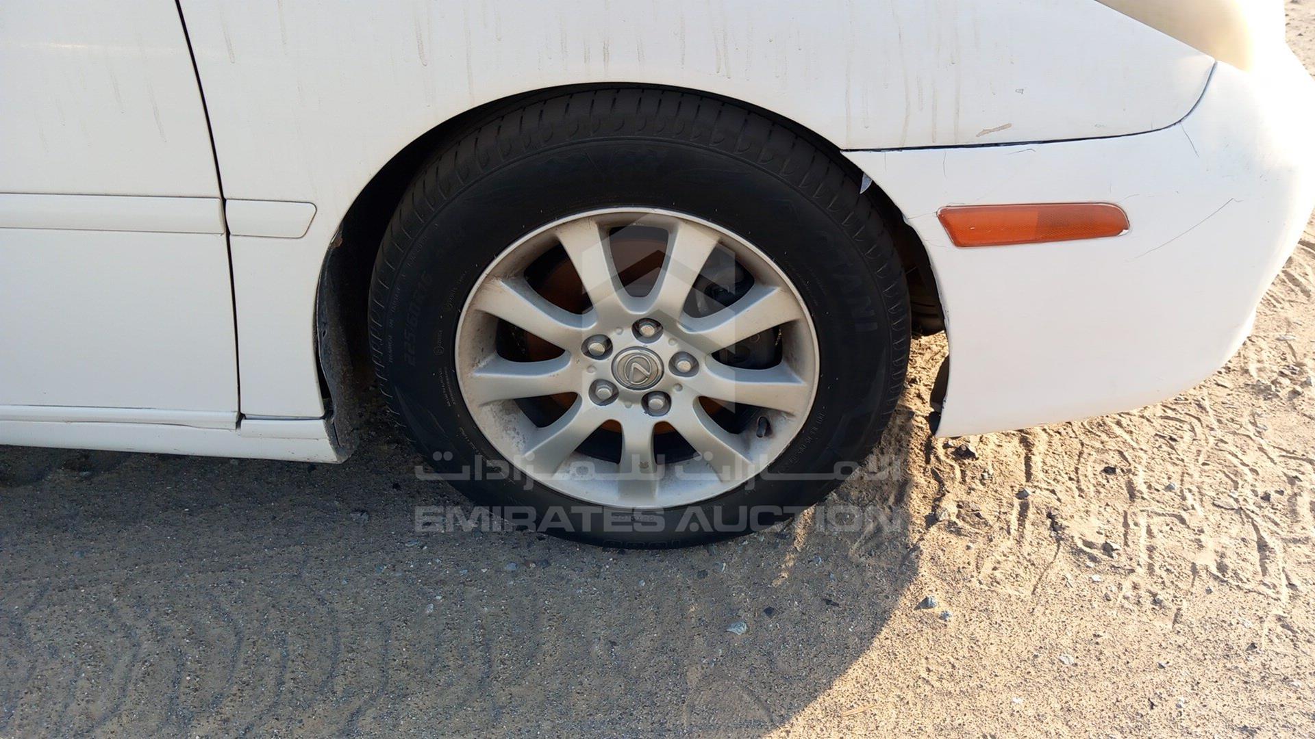 2003 LEXUS ES 300 VIN: JTHBF30G935039164