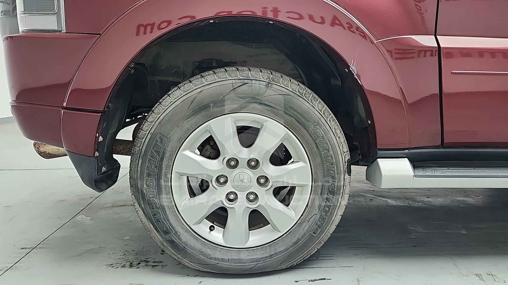 2016 MITSUBISHI PAJERO VIN: JMYMRV85WGJ724215