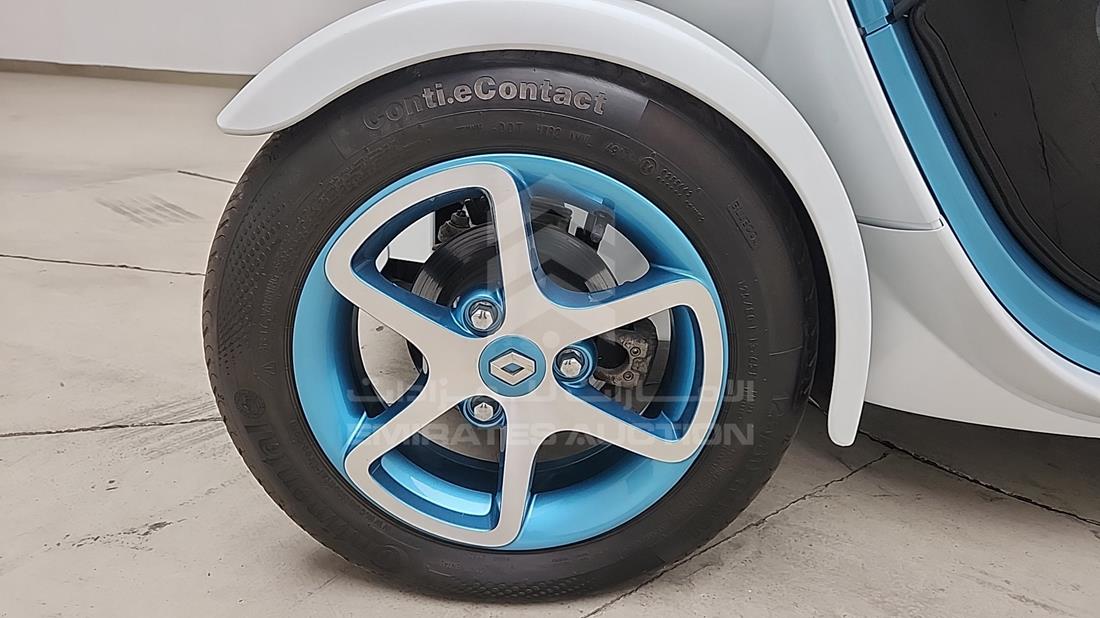 2018 Renault Twizy — Front Left Tyre — Photo 28