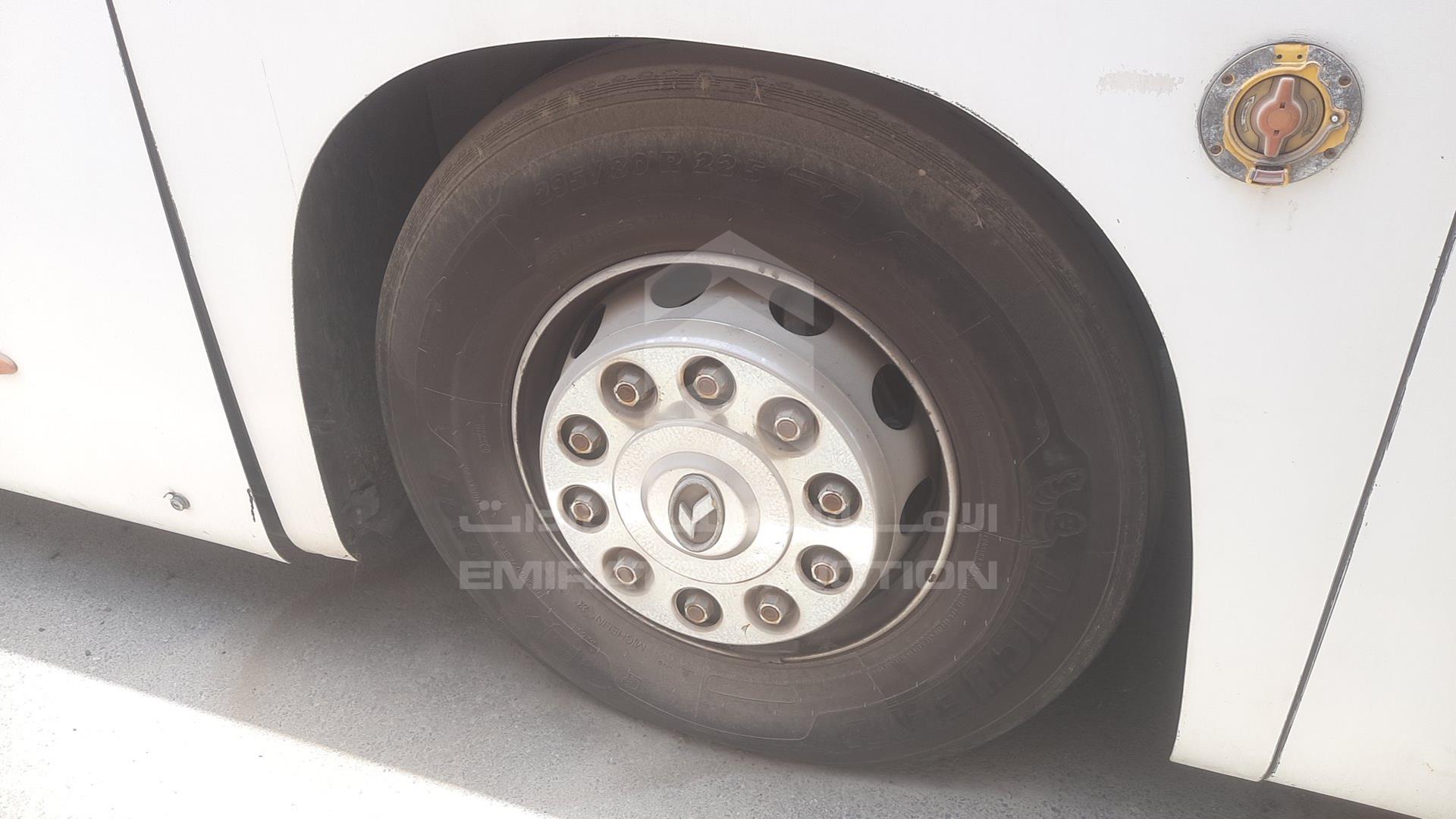 2015 KING LONG BUS VIN: LA6A1KBM2FB400223