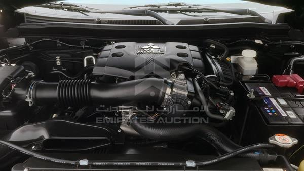 Mitsubishi Montero 2019 MMEMC71X8KH014730 Image 31