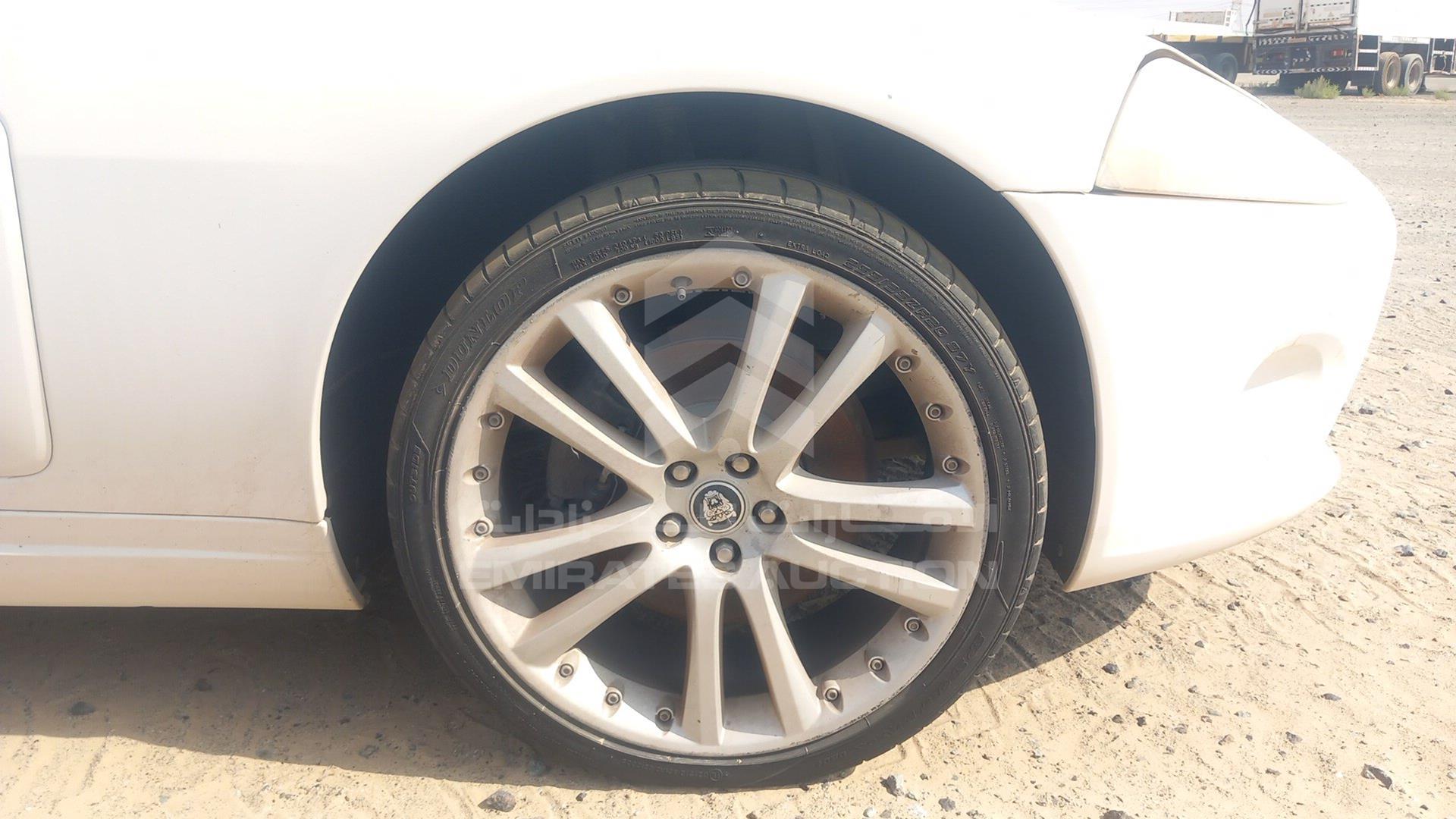 2007 JAGUAR XK VIN: SAJAA44FX75B00356