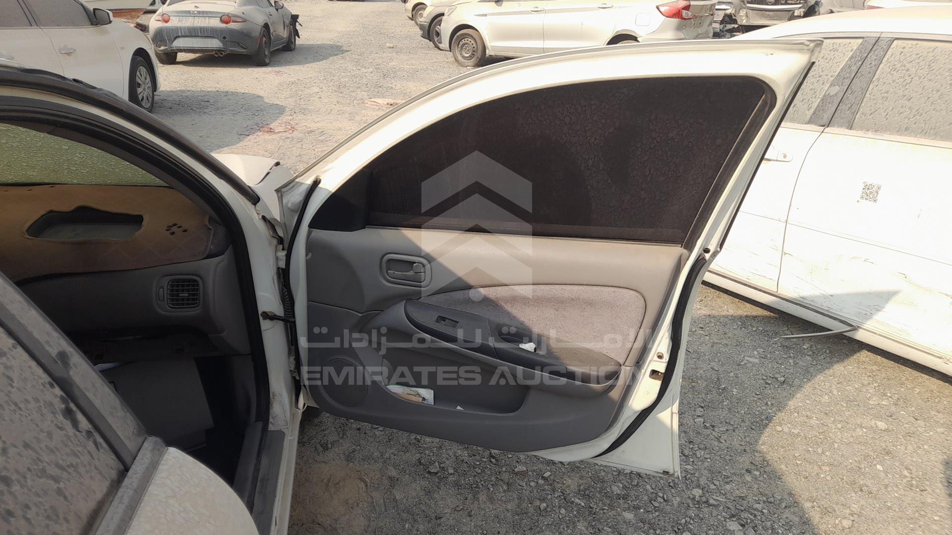 2001 NISSAN SUNNY VIN: JN1EN61C01W000987