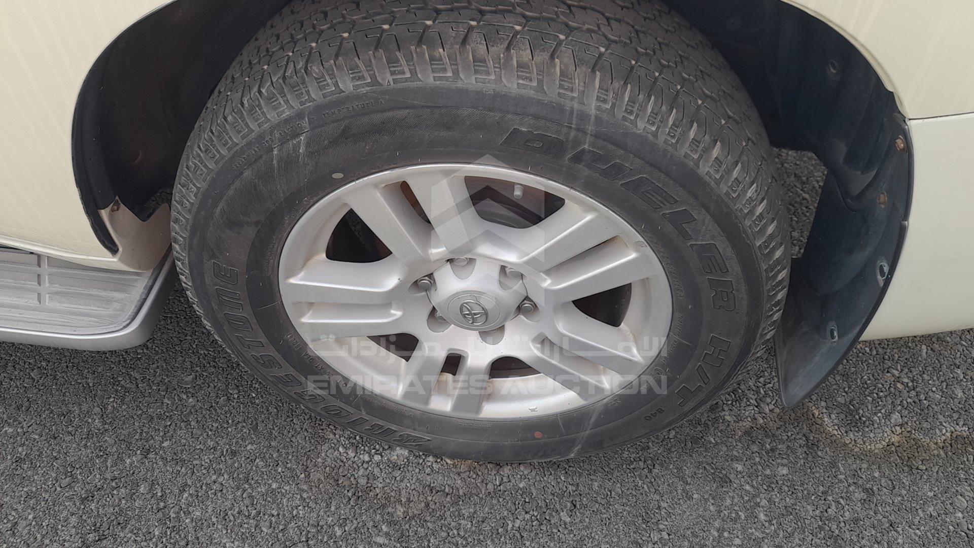 2010 TOYOTA LAND CRUISER PRADO VIN: JTEBU3FJ8AK011909