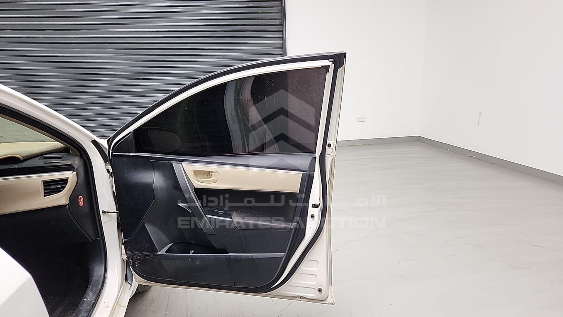 2015 TOYOTA COROLLA VIN: RKLBB9HE7F5043563
