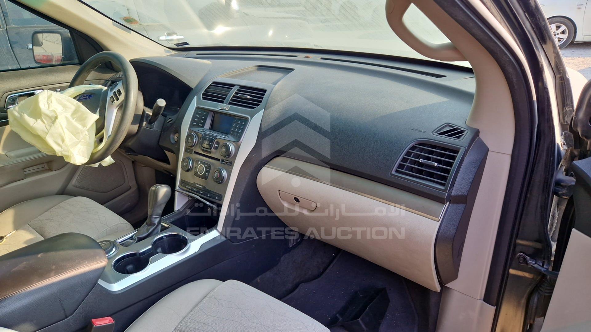 2014 FORD EXPLORER VIN: 1FM5K8B8XEGC43147