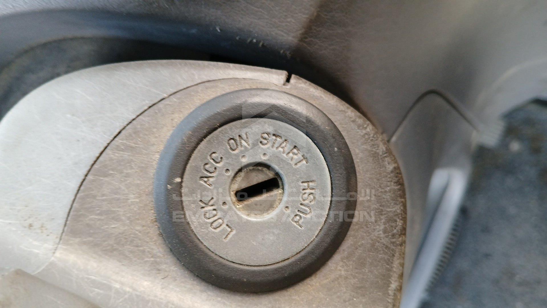 2005 HYUNDAI MATRIX VIN: KMHPM81C55U197382