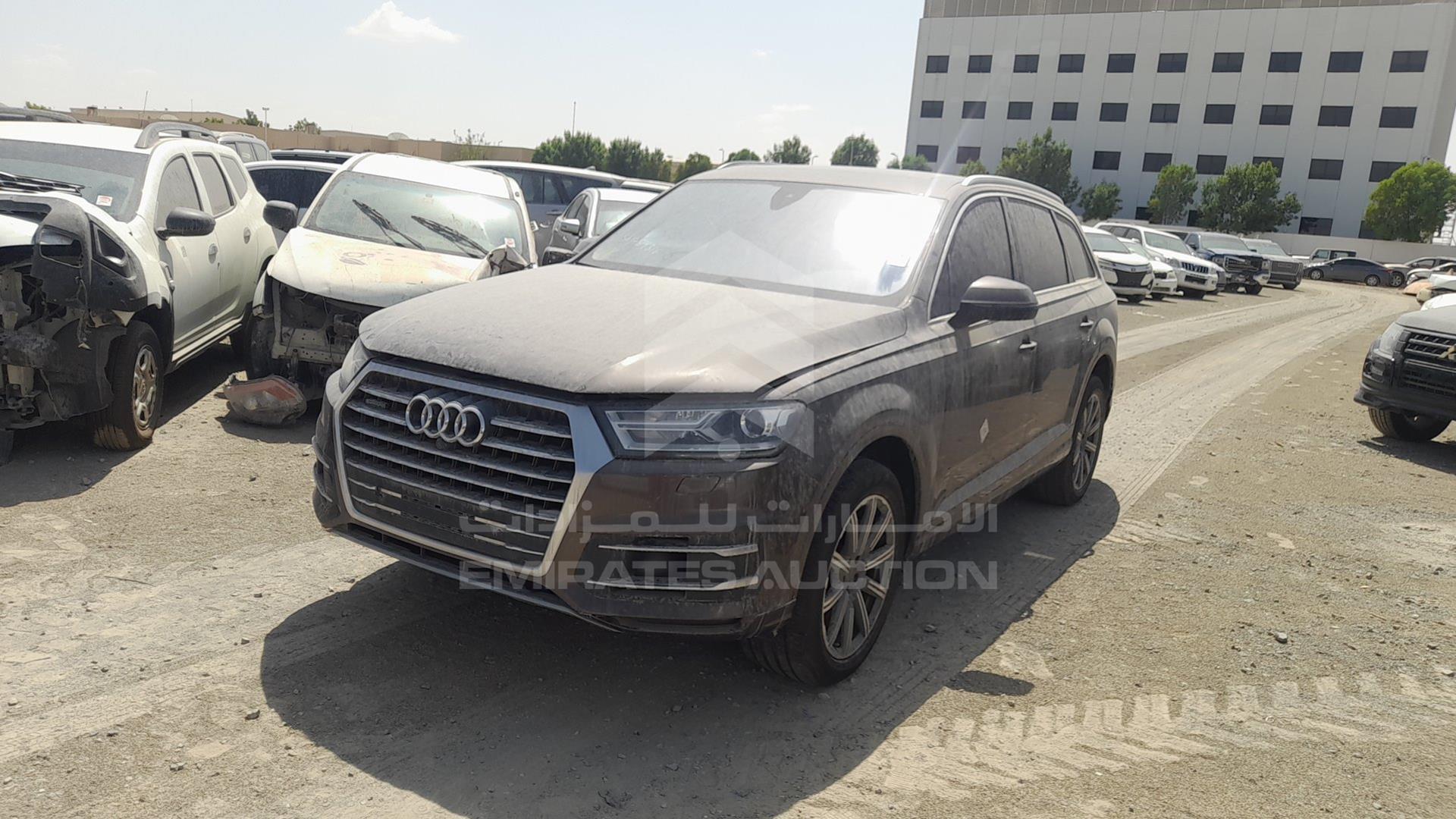 2018 AUDI Q7 VIN: WA1ZZZF73JD038204