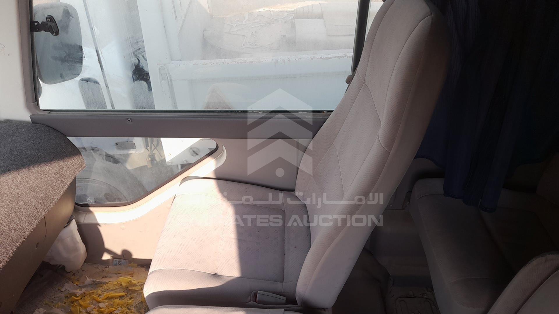 2014 TOYOTA COASTER VIN: JTGFK5189E4018943