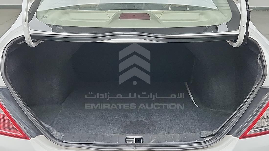 نيسان صني 2021 — زاوية صندوق السيارة — صورة 20