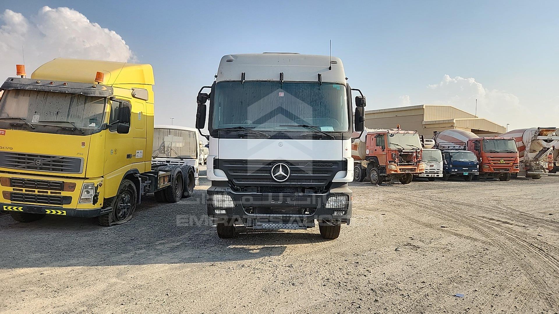 2008 MERCEDES ACTROS VIN: WDAKHCAA88L307911