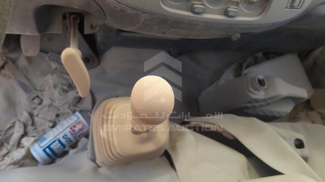2002 Nissan Micro — Gear View — Photo 17