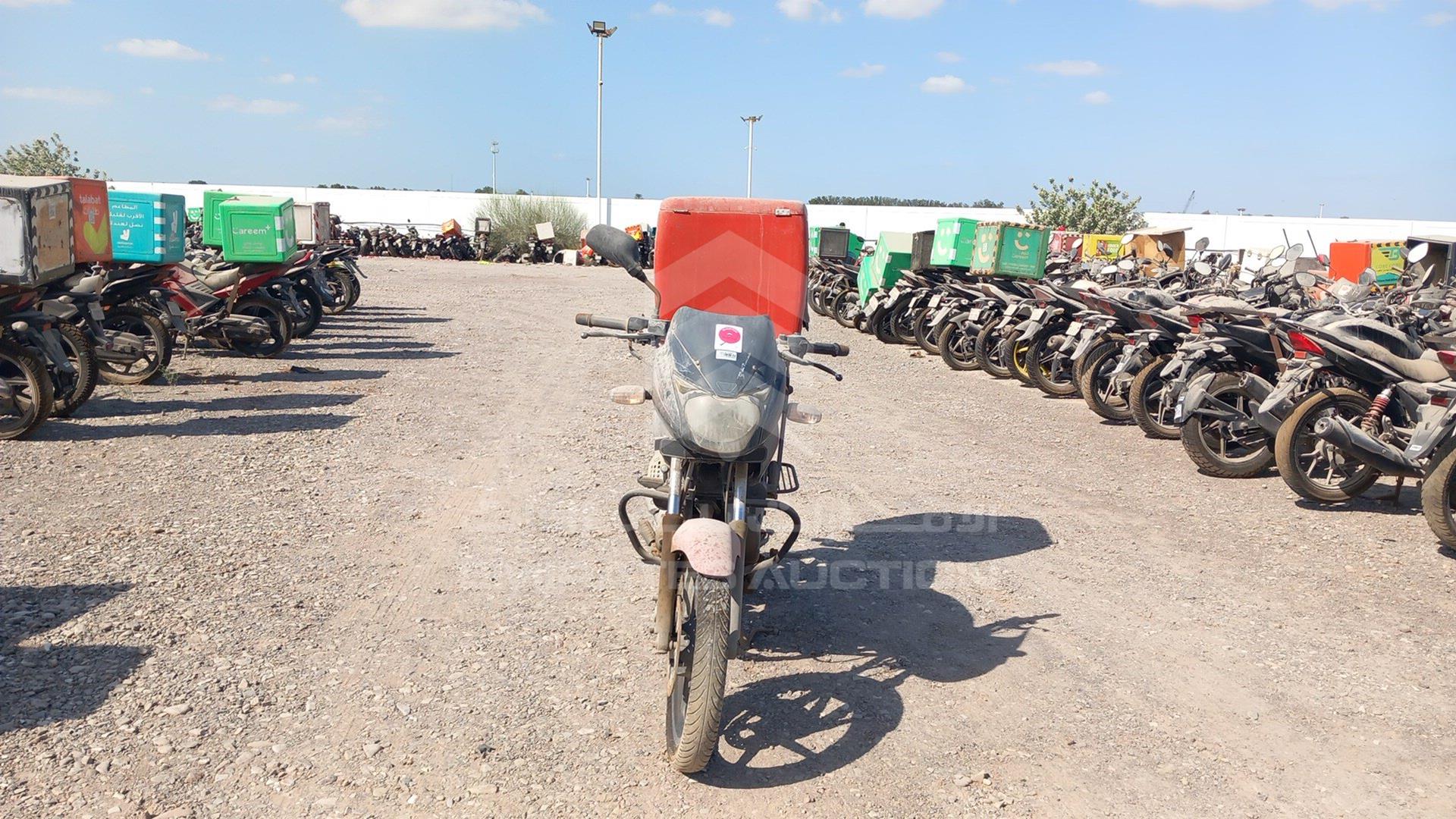2015 BAJAJ 150 CC VIN: MD2A11CZ5FWF45423