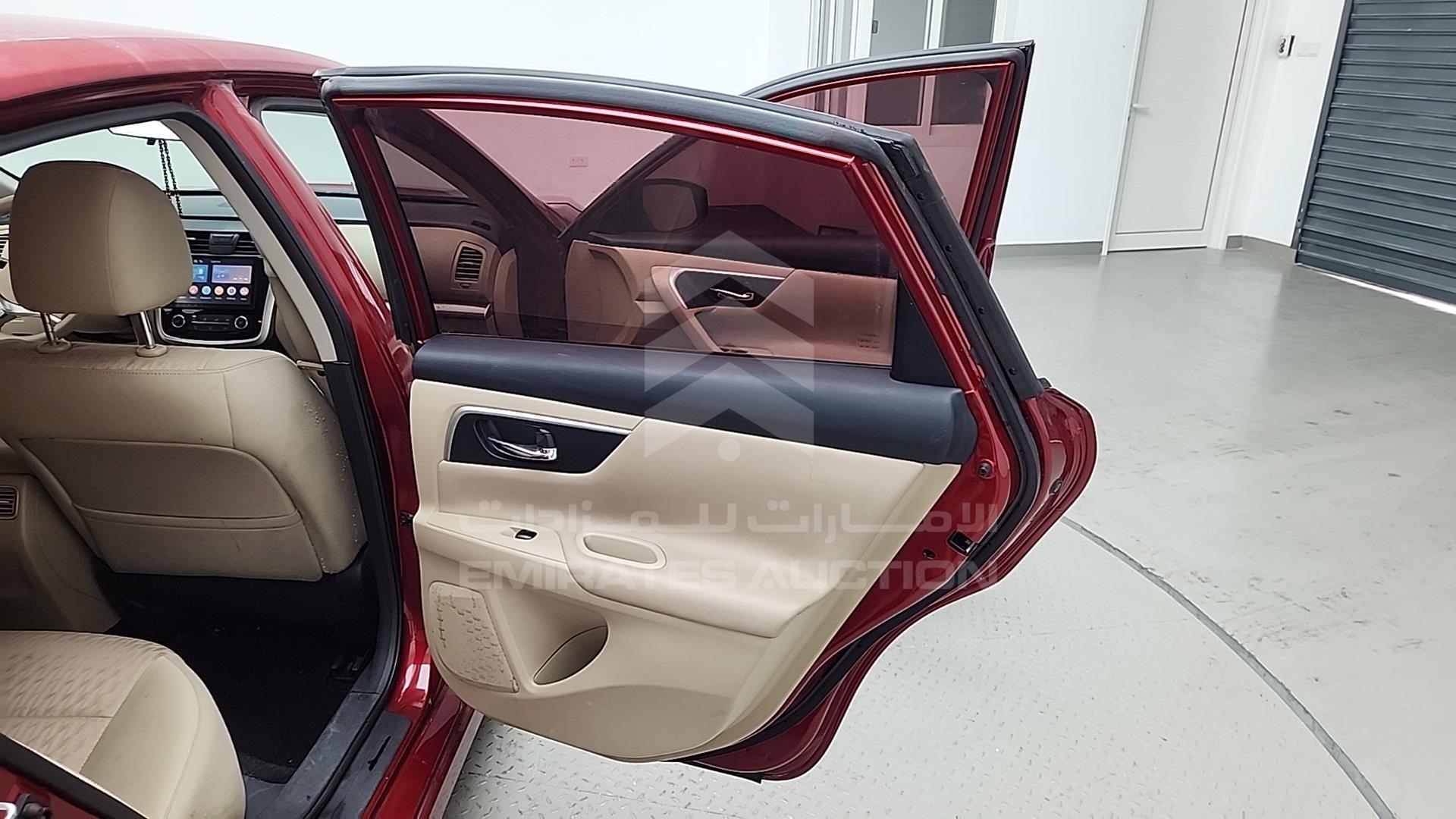 2018 NISSAN ALTIMA VIN: 1N4AL3A96JC164529
