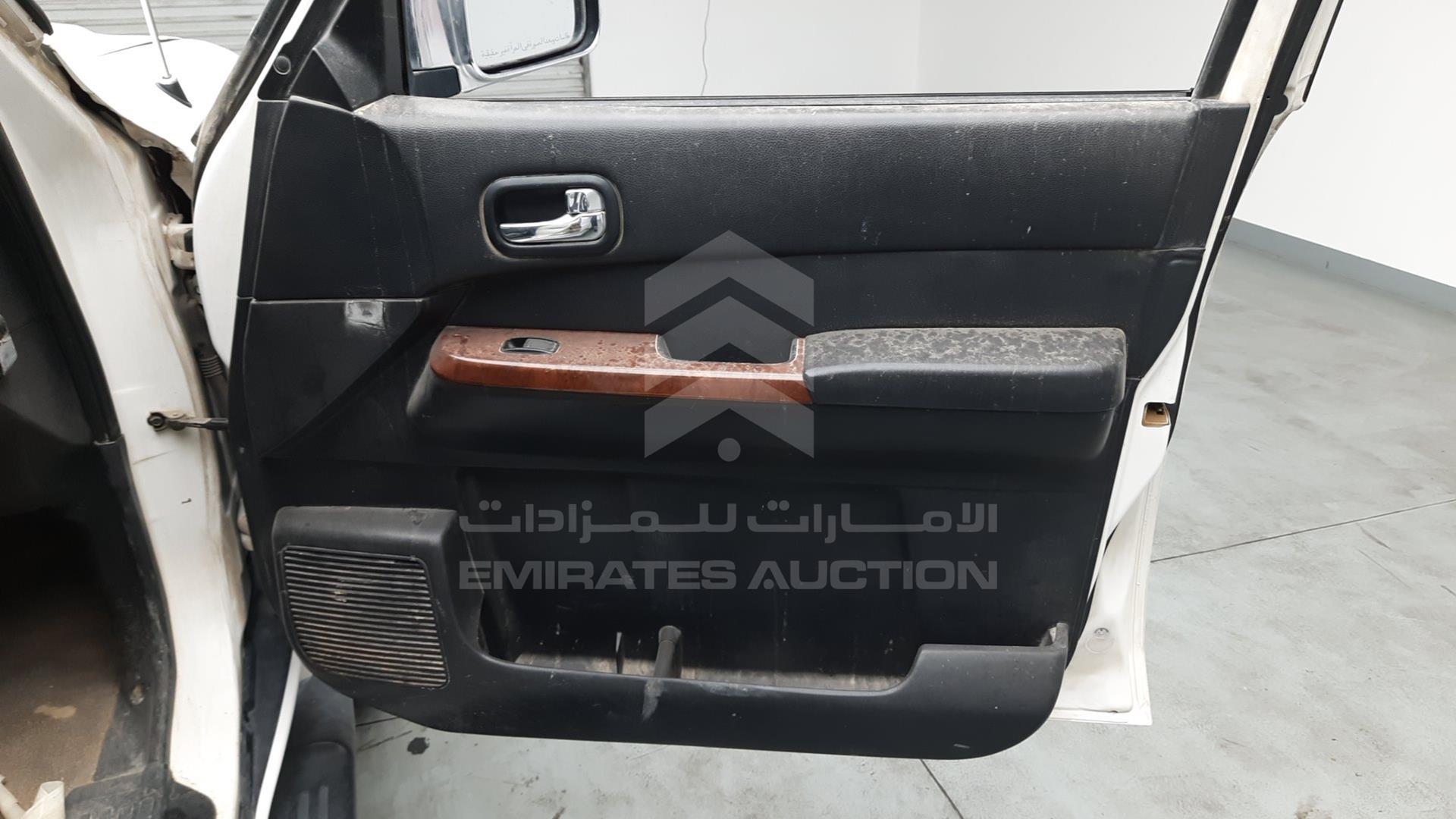2010 NISSAN PATROL VIN: JN8FY15Y8AX581123