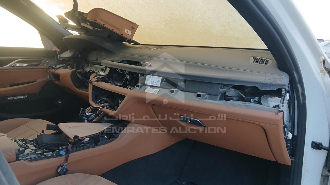 2017 BMW 730 — Front Right Passenger Dashboard View — Photo 27