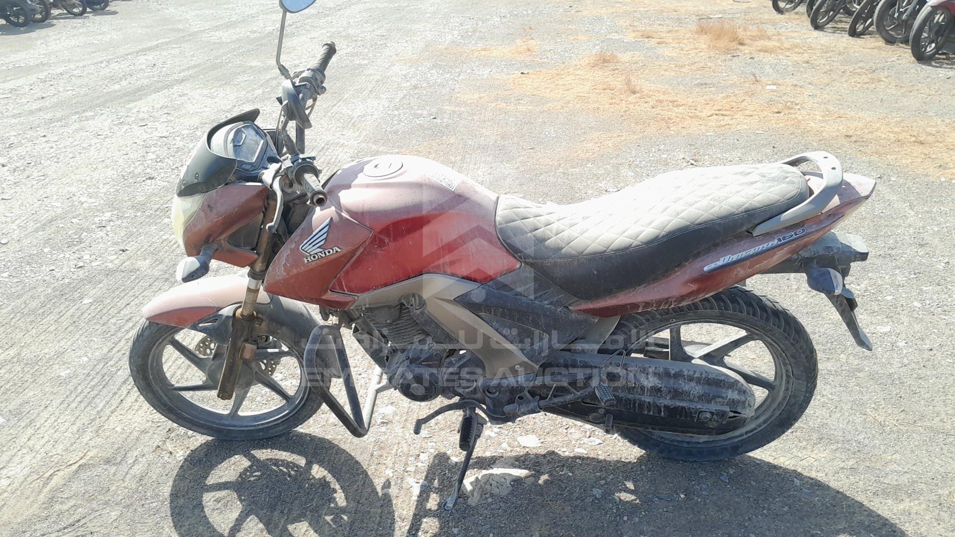 2016 HONDA UNICORN VIN: ME4KC2035G8003756