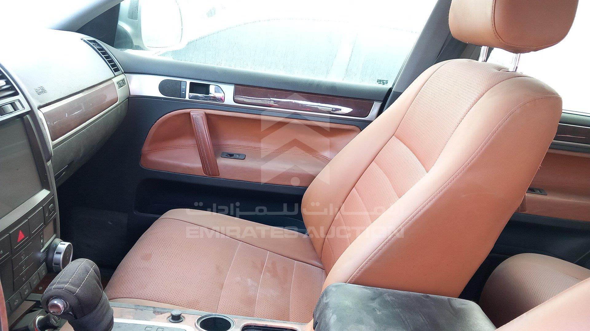 WVGAL27L19D000842 - 2009 Volkswagen Touareg - #453462