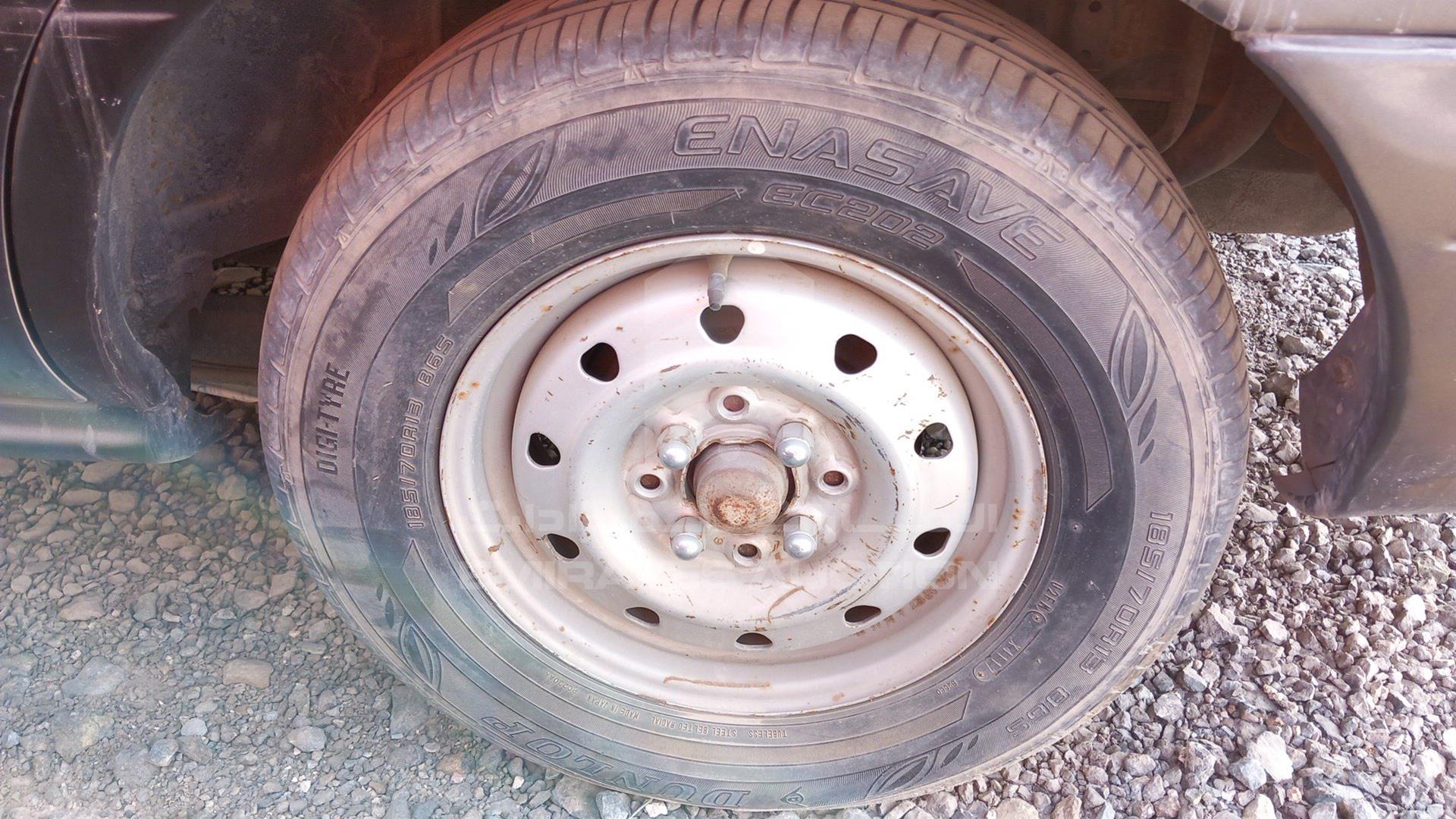 1998 NISSAN SUNNY VIN: JN1BBAB14Z0319530